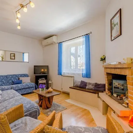 Villa Blue Oasis - Three Bedroom St