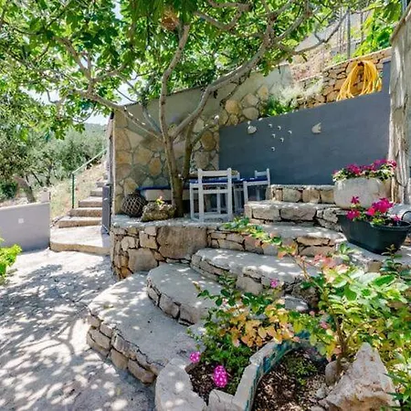 Blue Oasis - Three Bedroom St Villa Postira
