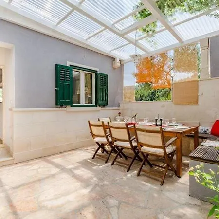 Villa Blue Oasis - Three Bedroom St Postira