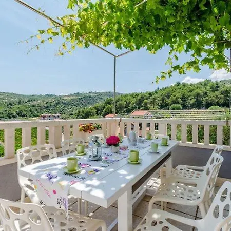 Blue Oasis - Three Bedroom St Postira