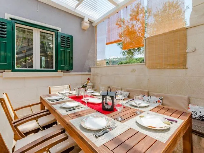 Blue Oasis - Three Bedroom St Villa Postira